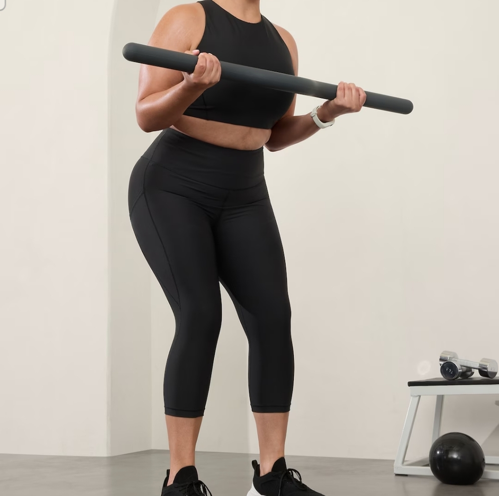 Athleta High Rise Chaturanga Capri Solid Black - Picture 1 of 13